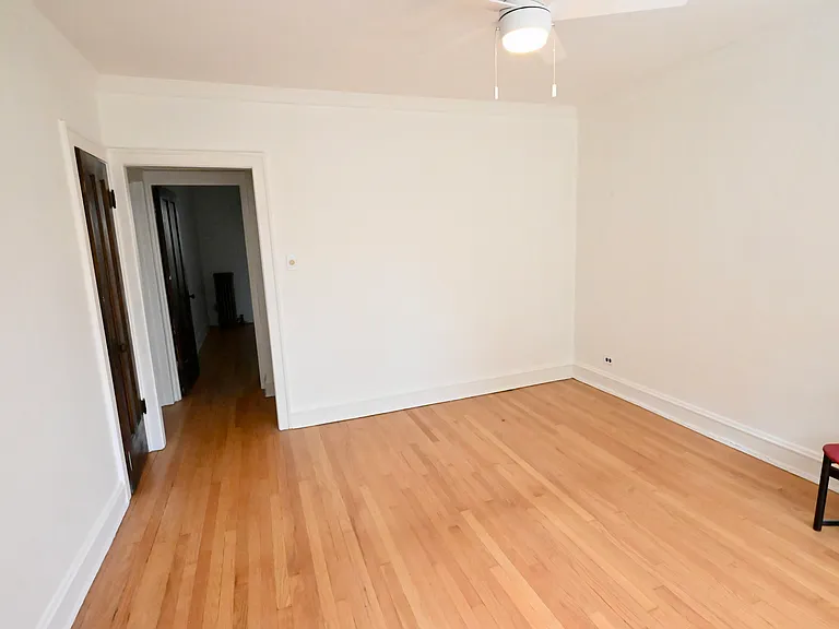 2421 W Ardmore Ave #1 — Photo 10