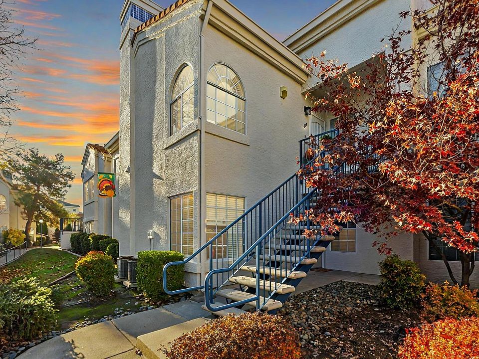 1st image of 403 Beachcomber Dr E #1020