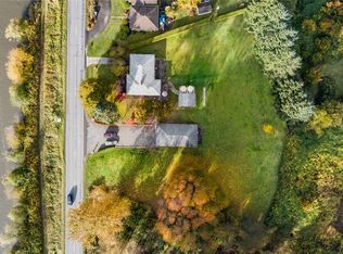 7915 N Levee Rd E, Fife, WA 98424