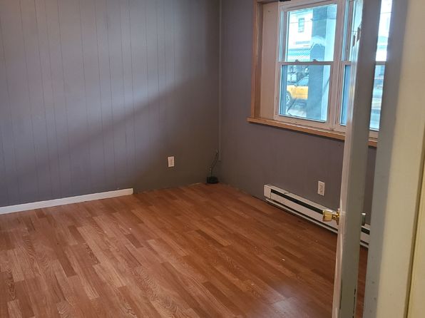 (undisclosed Address), Tamaqua, PA 18252