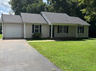 2314 Forrest Fields Dr, Chapel Hill, TN 37034
