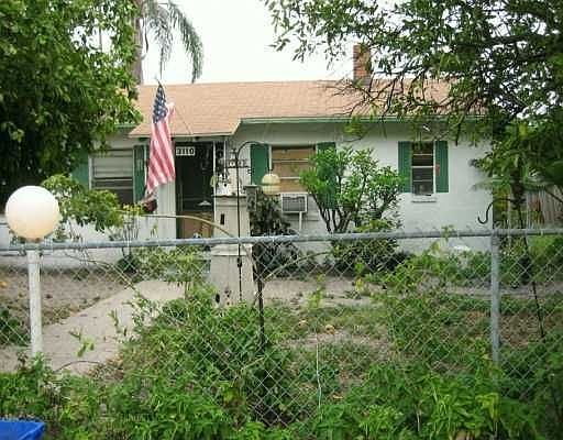 1st image of 3110 S Adams St