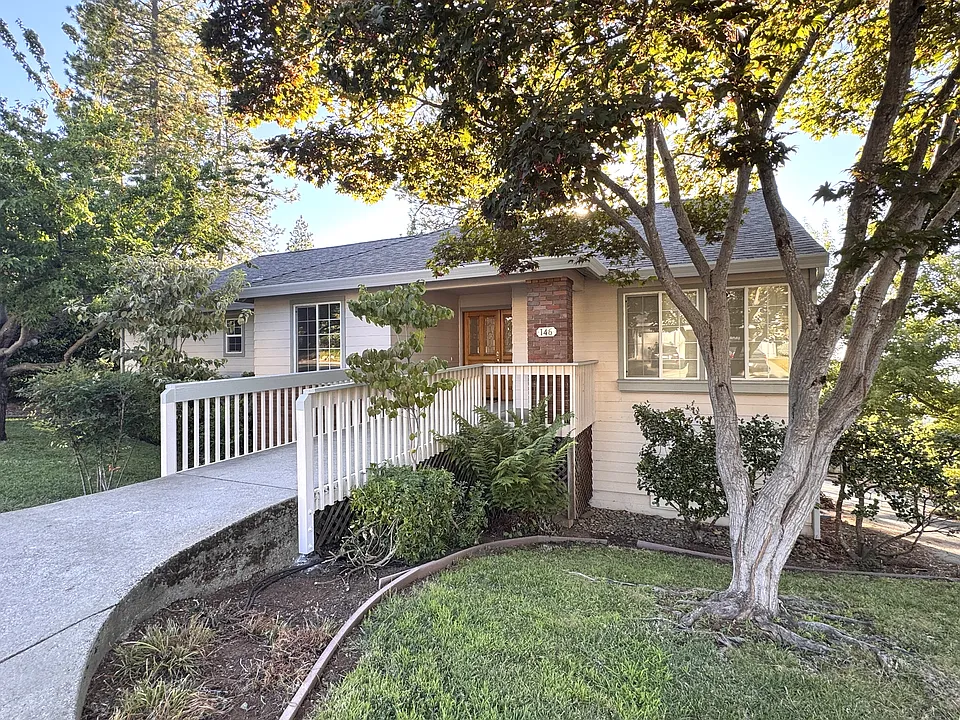 146 Northridge Dr