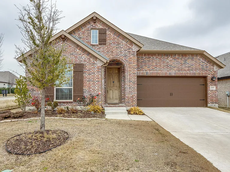 1600 Bird Cherry Ln — Photo 1