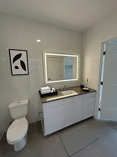 Residences at Sharon Gallery — Photo 125