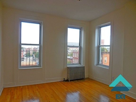 4th image of 483 Saint Marks Ave #3AF