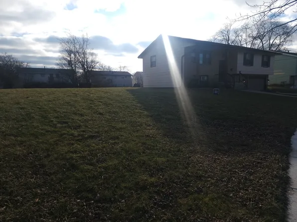 3319 Tulip Dr, Hazel Crest, IL 60429