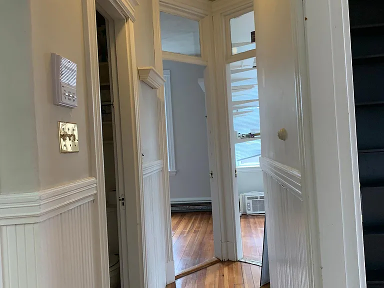 35 Myrtle St #3 — Photo 6