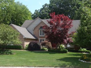 1403 Springwood Ln, Rochester Hills, MI 48309