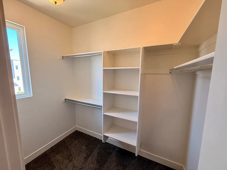 4569 W Daybreak Rim Way — Photo 1