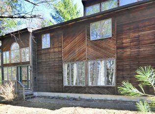 168 Stratton Brook Rd, Simsbury, CT 06070