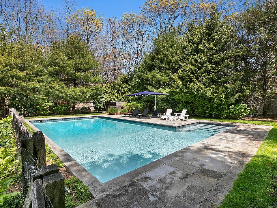1st image of 153 Pembroke Dr
