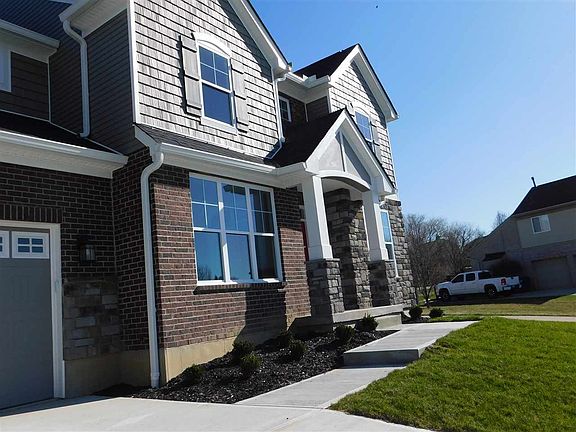 3rd image of 8344 Woodcreek Dr