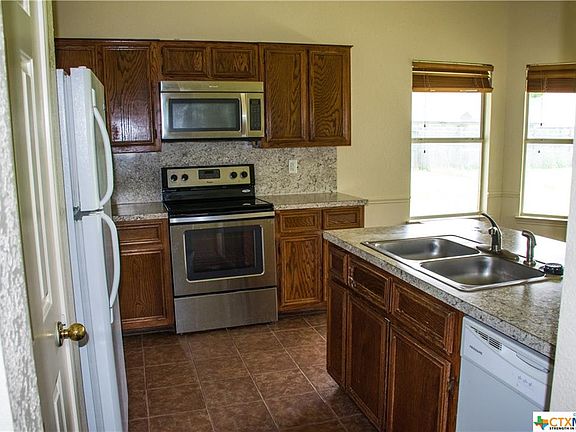 4th image of 4703 Chantz Dr