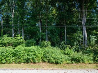 5 & 6 Timbercrest Ln, Clinton, TN 37716