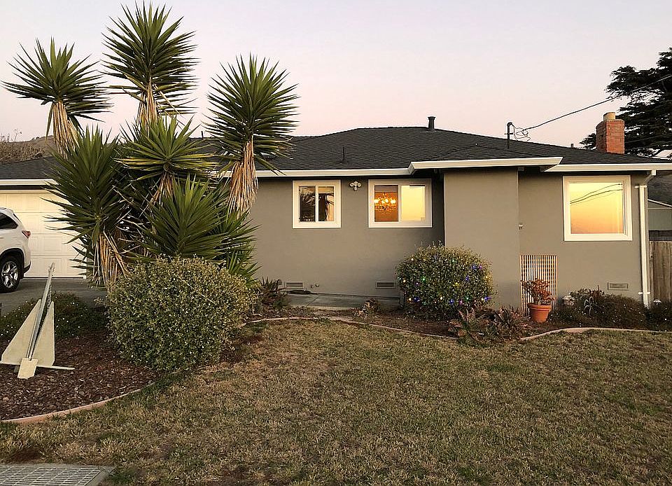 2nd image of 4722 Carmet Dr