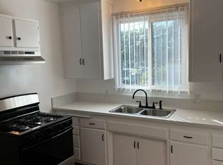 3607 W 61st St, Los Angeles, CA 90043