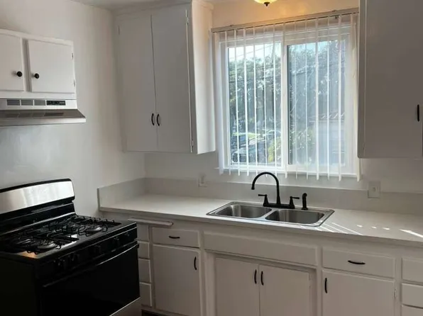 3607 W 61st St, Los Angeles, CA 90043