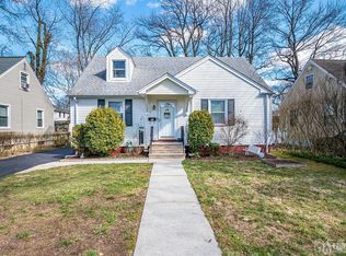 30 Carpenter Pl, Metuchen, NJ 08840