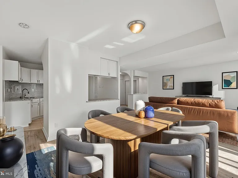 5340 Holmes Run Pkwy #704 — Photo 10