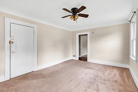 5th image of 139 Peabody St Unit 1