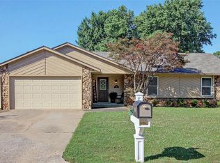 905 W Park Ct, Broken Arrow, OK 74011