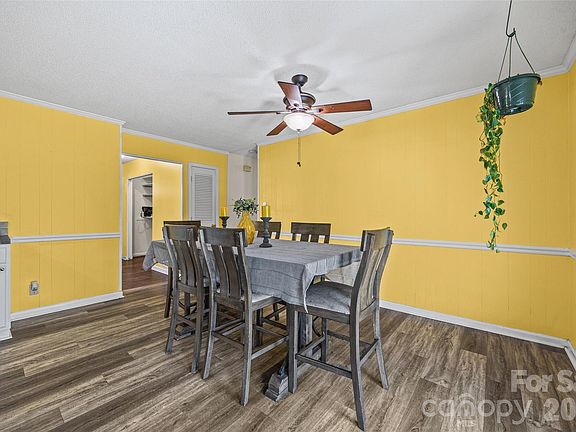 5th image of 1355 Ebinport Rd