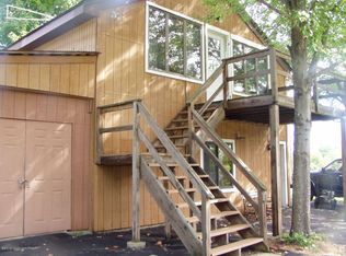 389 Henrys Crossing Rd, Cresco, PA 18326