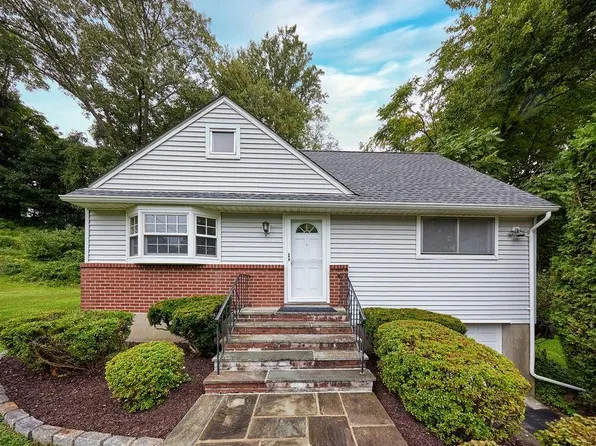 125 Dale Avenue, Cortlandt Manor, NY 10567