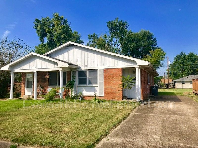 1st image of 2550-2552 Stanley Pl #2554