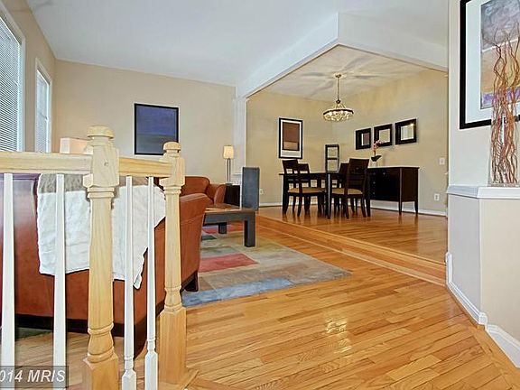 3rd image of 4608 Fair Valley Dr