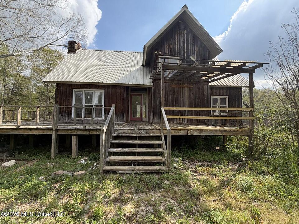 1st image of 3882 Henderson Rd