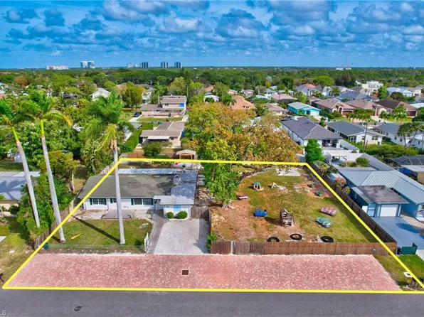 727 & 731 108th AVE N, NAPLES, FL 34108