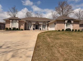 413 Huntcliff Dr, Jonesboro, AR 72404