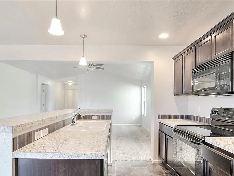 994 S Kalahari Ave — Photo 12