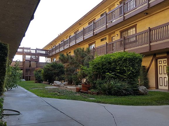 5th image of 425 S Stoneman Ave APT 19