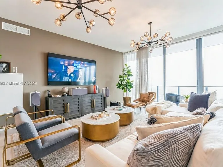 1000 Brickell Plz #Penthouse 5104 — Photo 35
