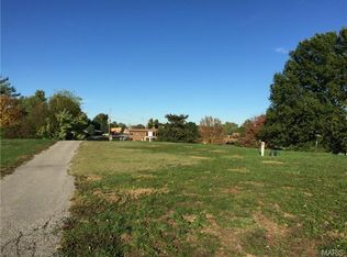 32 Bogey Club Cir, Saint Charles, MO 63303