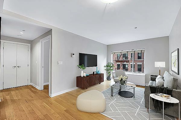 1st image of 152 E 118th St APT 4K