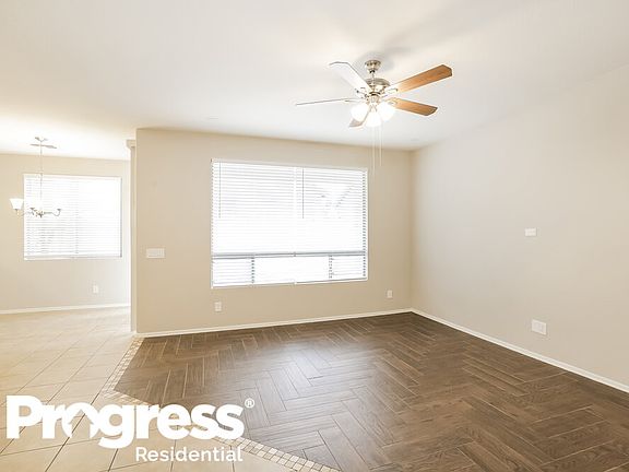 5th image of 1319 S Mansard