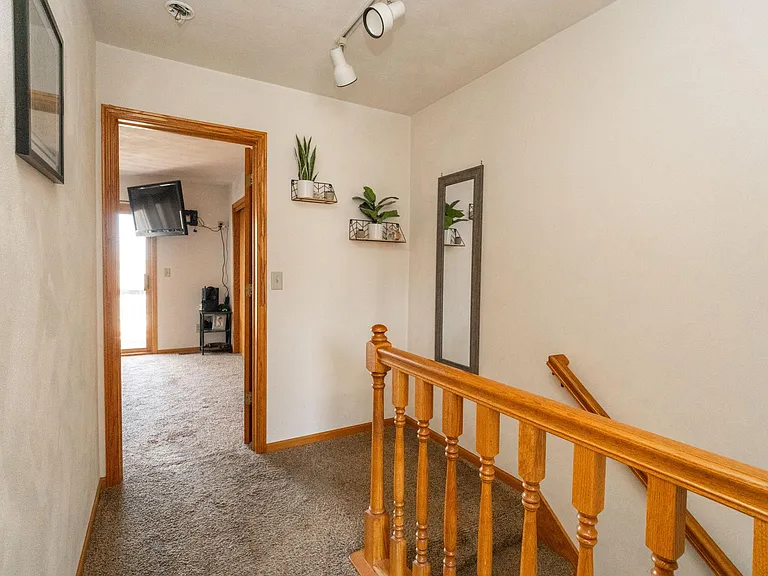 204 Quiet Creek Dr — Photo 20