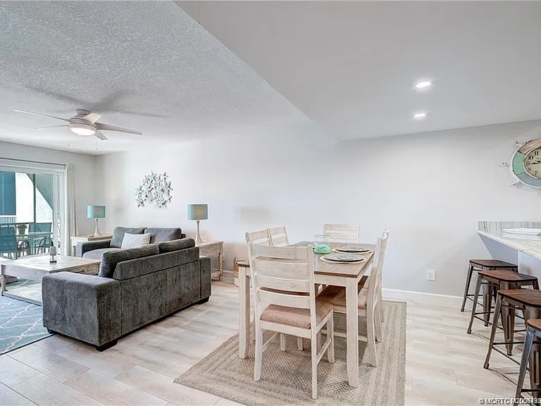 5602 NE Gulfstream Way — Photo 16