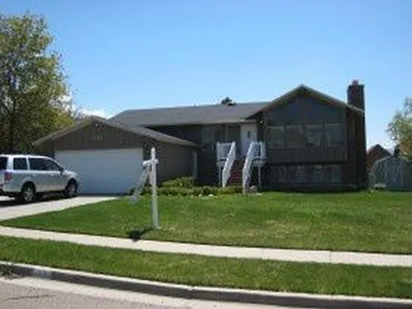 1366 E Cedar Crest Dr, Sandy, UT 84092