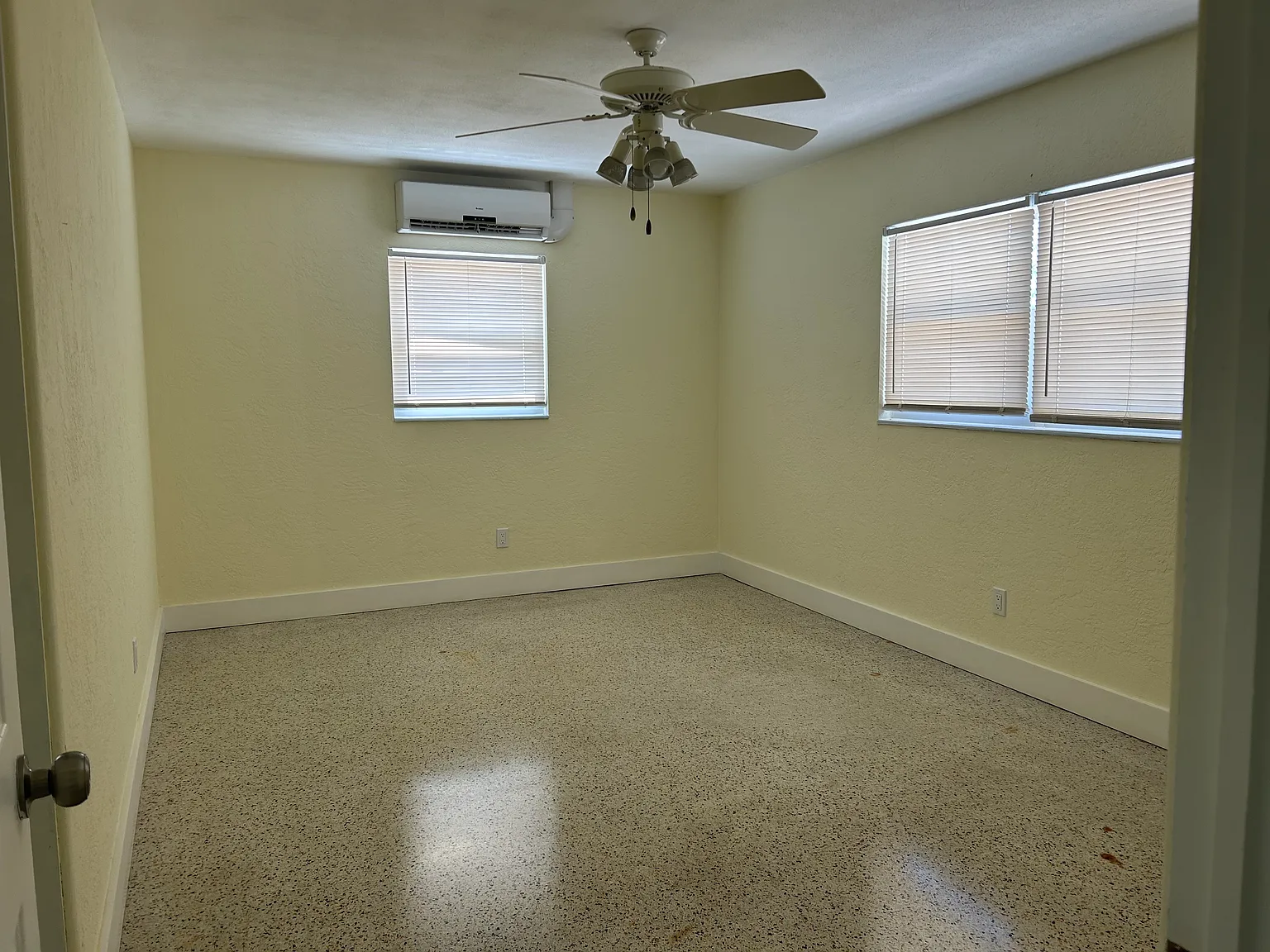 14046 Miramar Ave — Photo 4