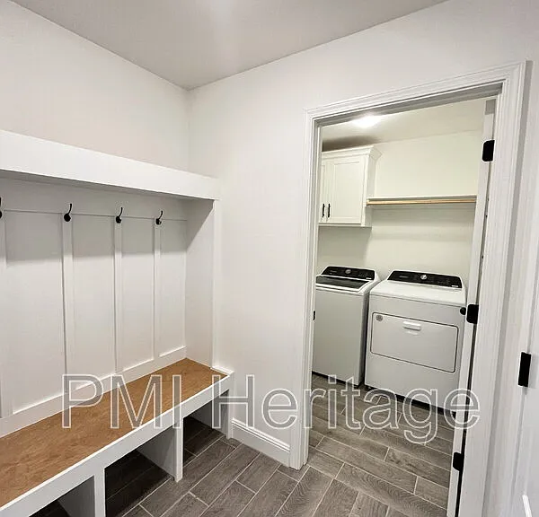 2060 Periwinkle Pl — Photo 26
