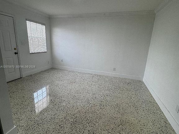 3rd image of 2725 SW 25th St APT 3
