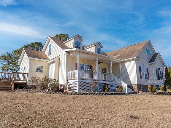 2nd image of 113 Gladys Ln