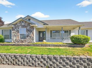 201 Orchardview Cir, Central Pt, OR 97502