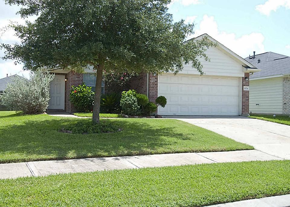 1st image of 19714 Byron Meadows Dr
