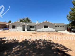 22312 Broken Lance Rd, Apple Valley, CA 92307